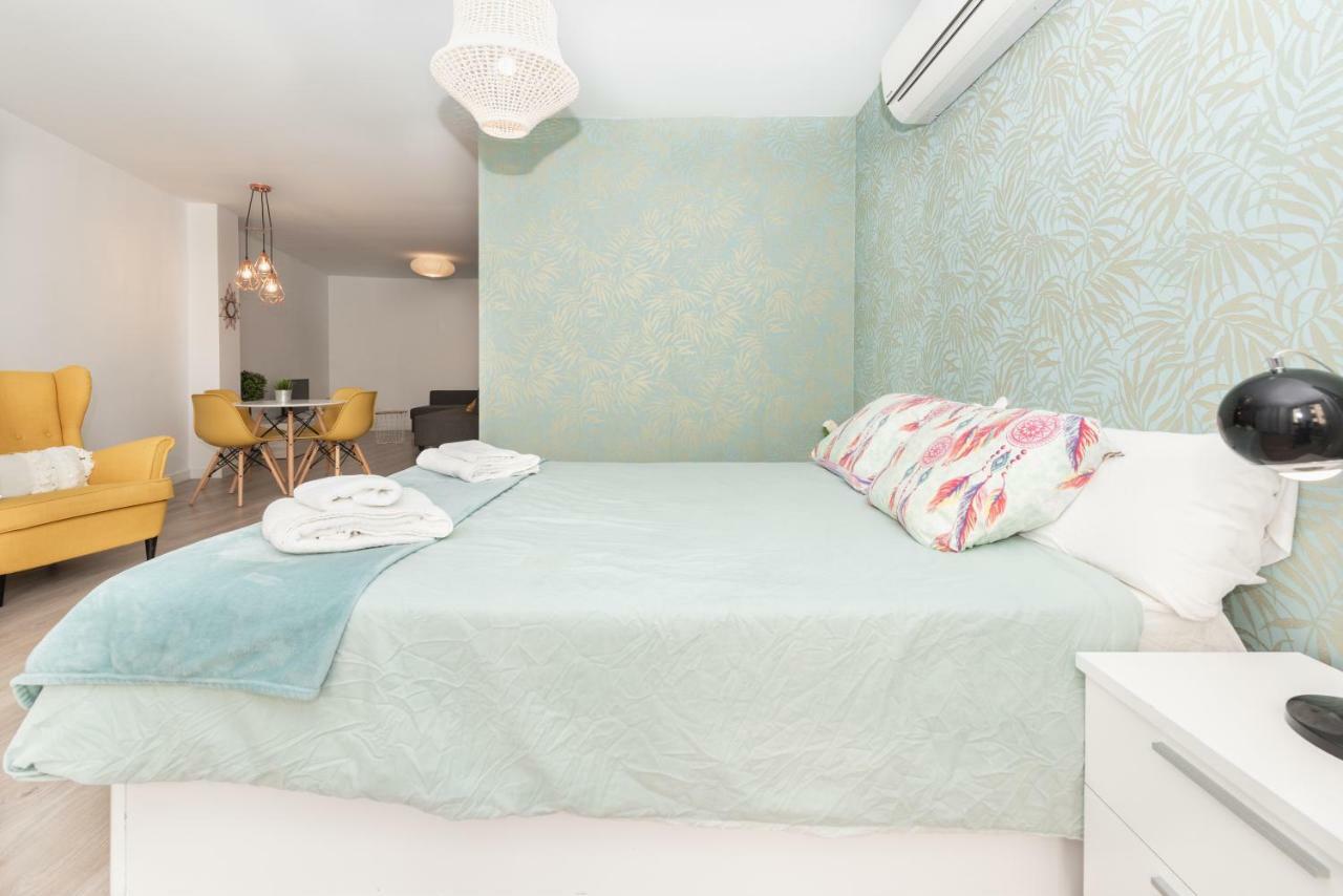 Fantasticos Lofts Malagueta Lägenhet Málaga Exteriör bild